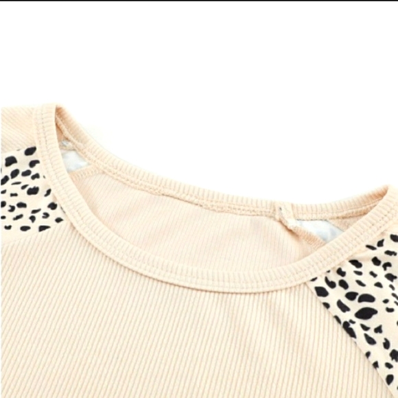 Cream Ribbed Long Sleeve Top with Leopard Print and Balloon Sleeves - Picture 8 of 11